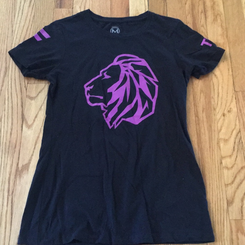 Lions head workout t-shirt